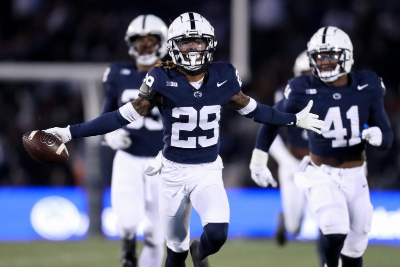 Who wins college football national championship? Video game simulates season